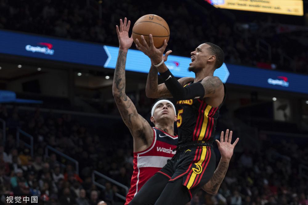 彩时刻背后 彩时刻背后